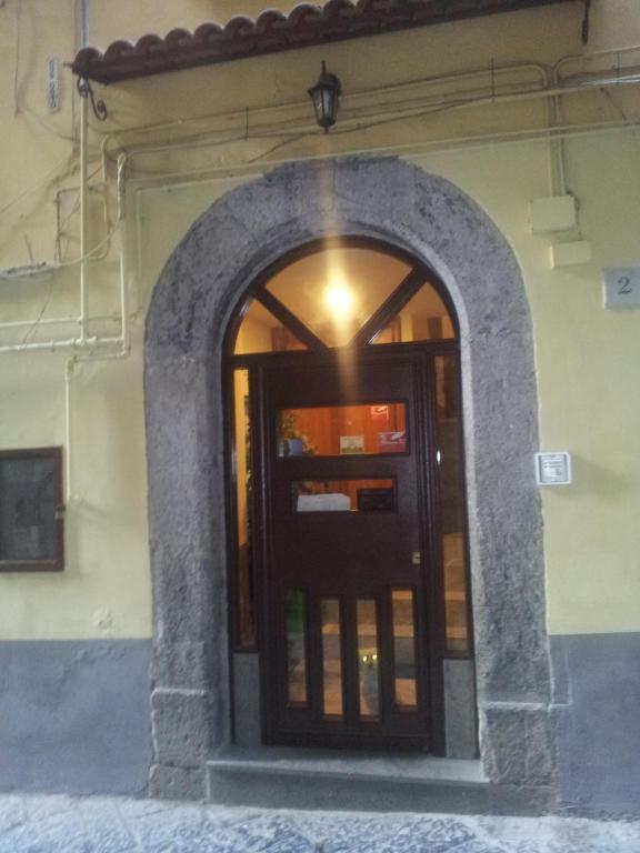 Dei Gerolomini Hotel Наполи Екстериор снимка